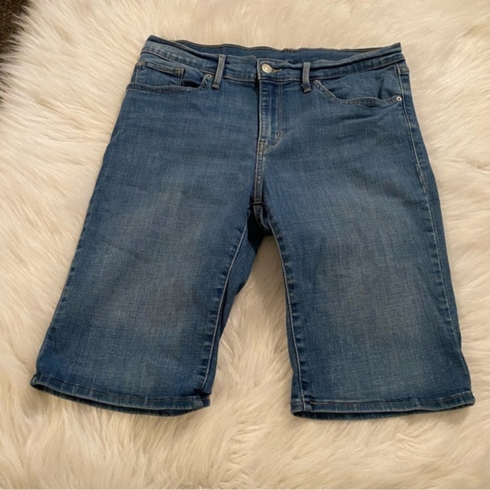 Levis Jean Shorts Women’s Size 31 Blue‎ Denim Streetwear Pockets